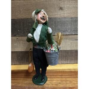 Byers Choice Caroler Man With Mandolin Figurine Musician 1990